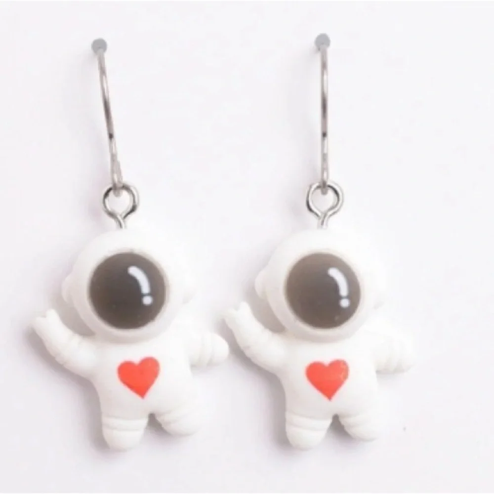 NWT - Astronaut with red heart waving - acrylic dangle earrings set single sided